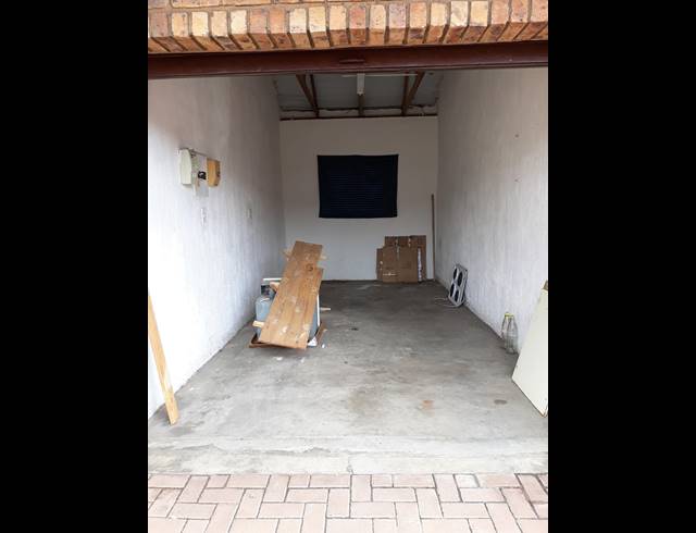 3 BEDROOM SIMPLEX RENTED IN ARBORETUM